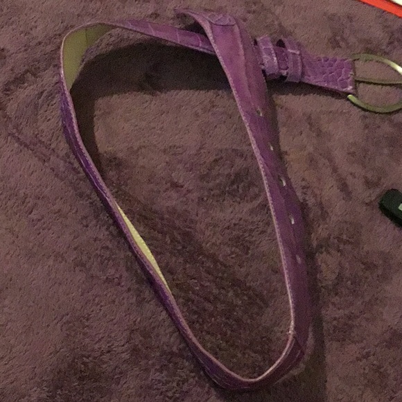 Suzanne Summers Wide Genuine Leather Purple Cured Belt, M/L-45” - Picture 8 of 16